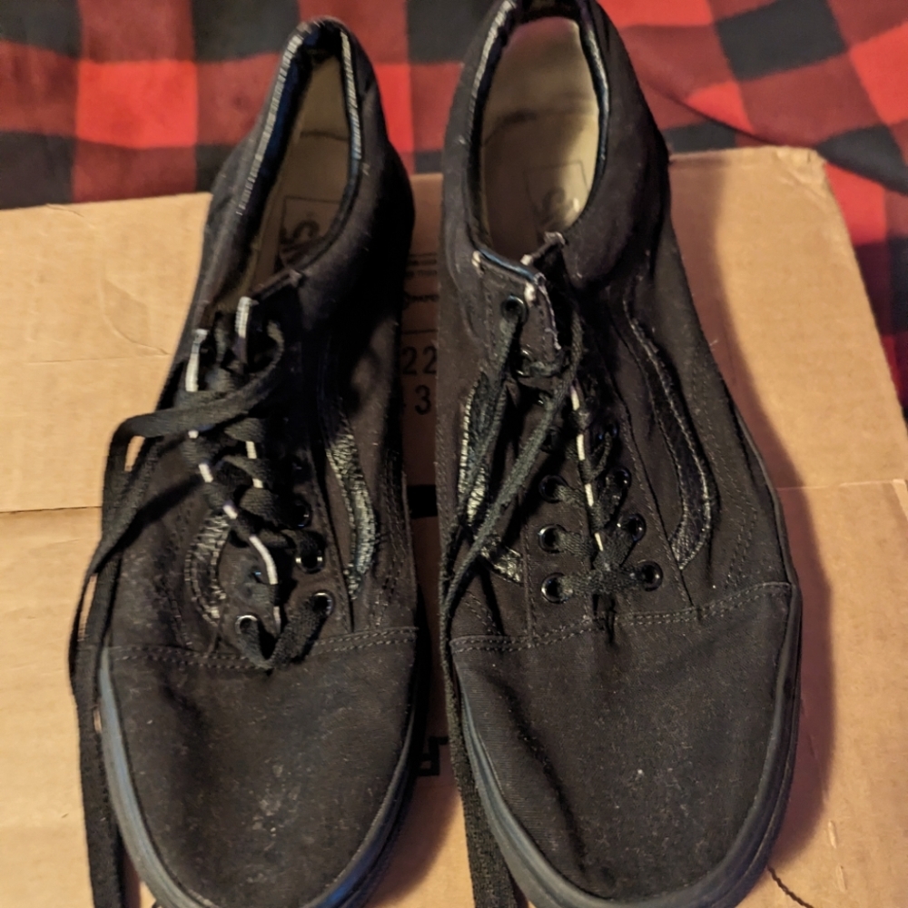Vans black